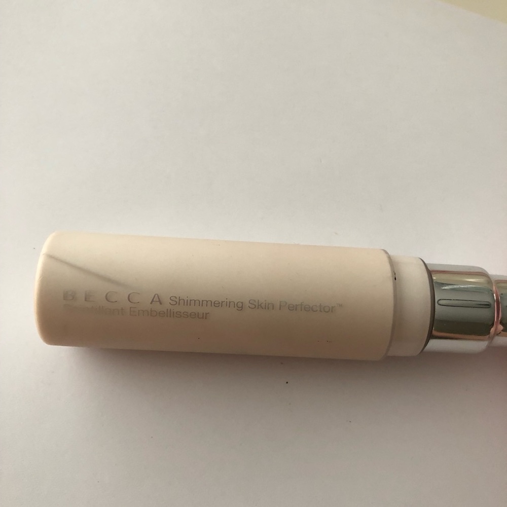 Becca Shimmering Skin Perfector in Pearl